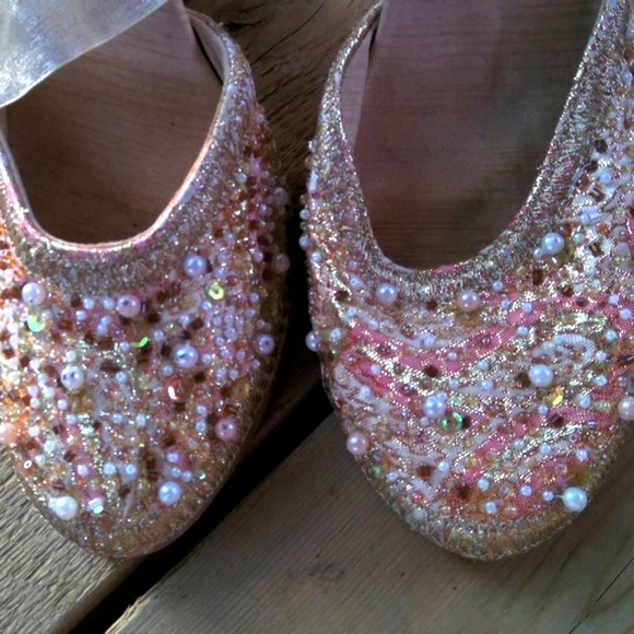Elegant Beaded Ribbon Tie Wedges - Picture 3 of 5